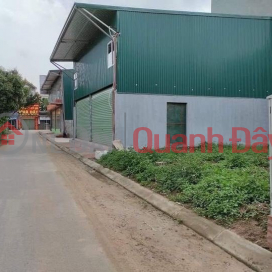 Selling 147m2 of land in Chuong Duong and Thuong Tin communes, parking cars. _0