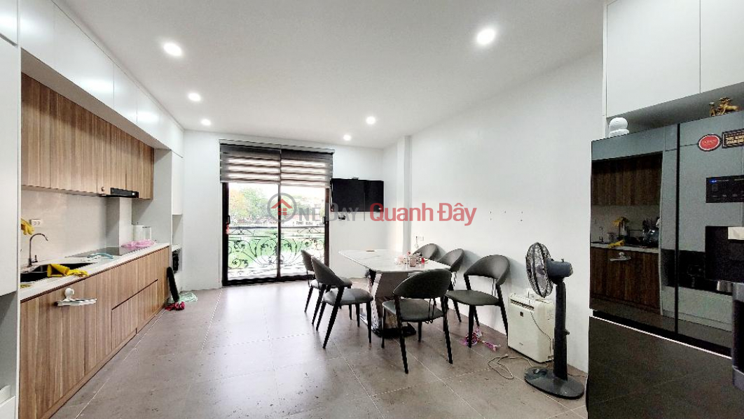 Bán nhà Nguyễn Sơn 35m x 5T, vỉa hè Kinh Doanh, View Hồ, 2 thoáng giá chỉ 11 tỷ TL. LH: 0936123469 Việt Nam Bán | đ 1,1 tỷ