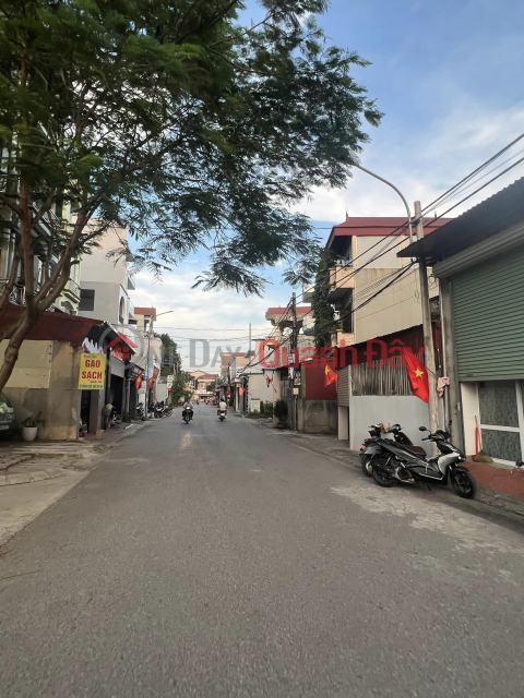 CENTRAL TIEN DUONG LAND AUCTION DONG ANH AVOID CAR NEAR THE PLANNING ROAD 40M PRICE 5XTR _0