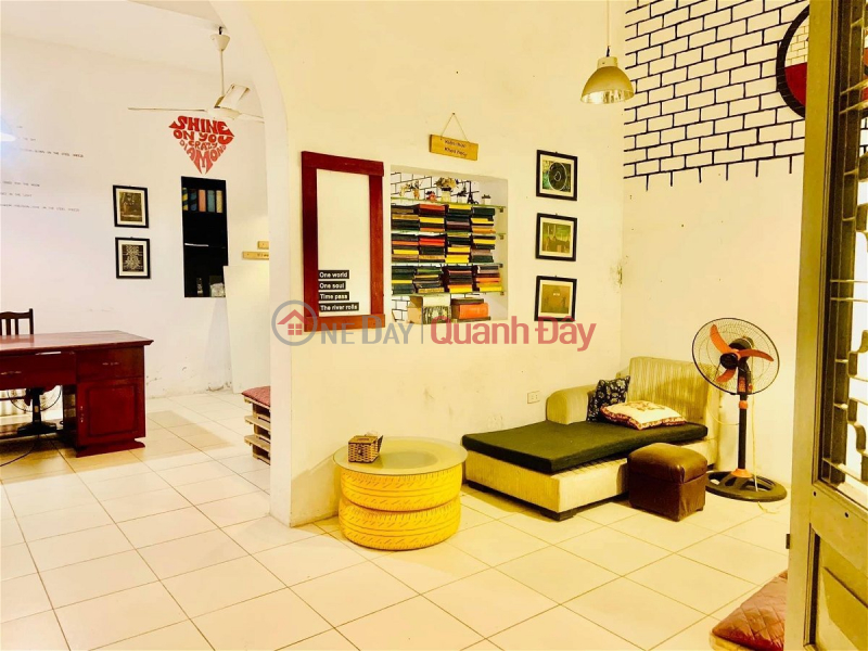 Property Search Vietnam | OneDay | Residential Sales Listings | House for sale on Au Co Street, Tay Ho District. Book 79m Actual 90m Frontage 6.3m Slightly 15 Billion. Commitment to Real Photos Main Description