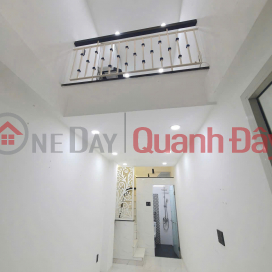 House for sale in an alley in District 10, Ngo Quyen Street, 15m2, 4 floors, 2 bedrooms, private ownership certificate - 3.65 billion VND. _0