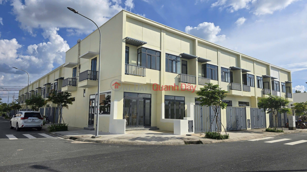 RENTAL PRICES – OWNING A REAL TOWNHOUSE – THE HOUSING SOLUTION FOR YOUNG FAMILIES Sales Listings