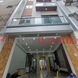NHÀ ĐẸP- Ở LUÔN PHỐ ĐÀM QUANG TRUNG- LONG BIÊN,50M2,6 TẦNG,MT 5M, 9.5 TỶ. Ô TÔ QUA. _0