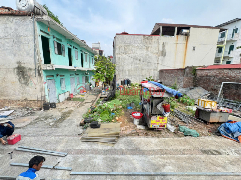 Bán đất tổ 1, Chi Đông, Mê Linh. Ô tô đỗ cửa. Chia 3 lô đẹp. Vị trí trung tâm thị trấn, Việt Nam, Bán, đ 11 tỷ