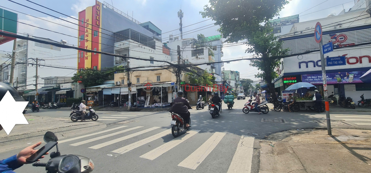 Property Search Vietnam | OneDay | Residential Rental Listings House for rent on Van Cao street frontage, 80m2, 1 floor, 20 million