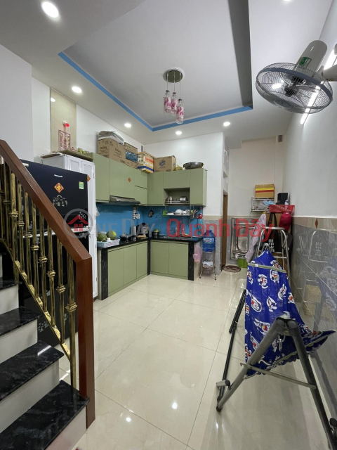 RIGHT AT THE INTERSECTION OF FOUR COMMUNE - NEAR SCHOOL-MARKET - 5M ALley - 41M2 - 2BR - HUONG LO 2 PRICE 3.9 BILLION NEGOTIABLE _0