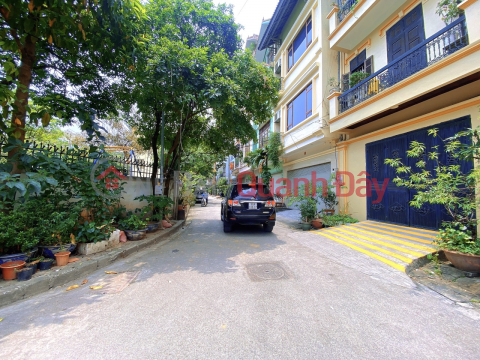 Townhouse for sale on Nguyen Van Huyen, Cau Giay District. 81m Frontage 5.6m Approximately 20 Billion. Commitment to Real Photos Accurate Description. _0