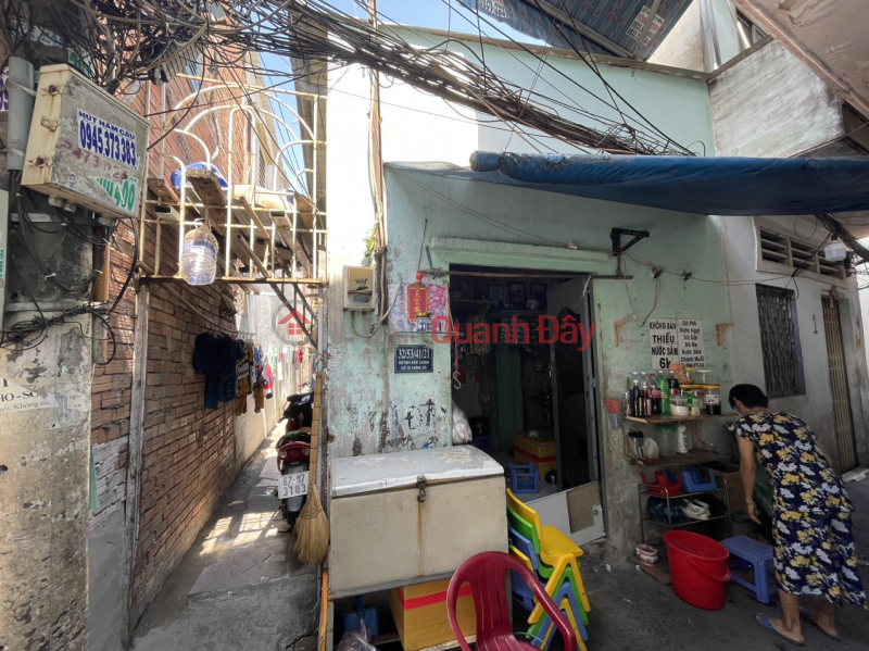đ 4.9 Billion Large residential house on Huynh Van Chinh street, 4.5x21m, rental area is 14 million/month