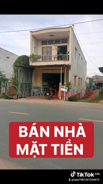 BÁN NHÀ MẶT PHỐ.78 M2.GIA 3Ty còn thương lượng lại giá với người thiện chí Niêm yết bán