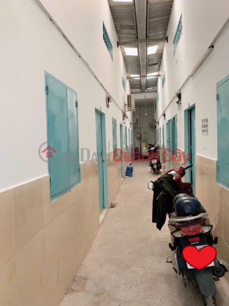 Bán gấp! Dãy Trọ Hẻm Xe Hơi Nguyễn Xí 186m² Giá 15 Tỷ Sổ Hồng Sẵn Việt Nam | Bán | đ 15 tỷ