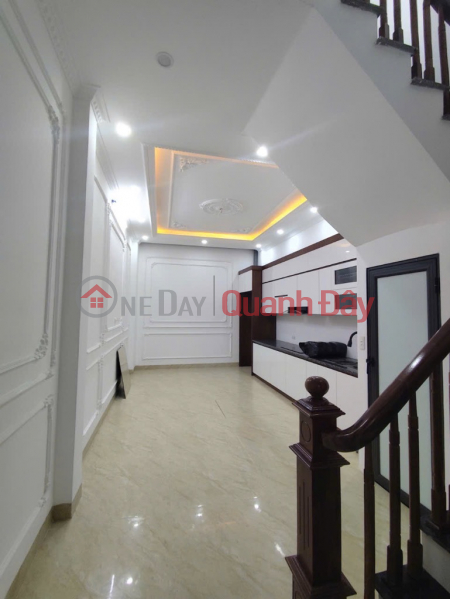 đ 7.8 Billion | House for sale: Ngoc Hoi, 1km from Nuoc Ngam bus station, 65m2, 6 floors, elevator. over 7 billion