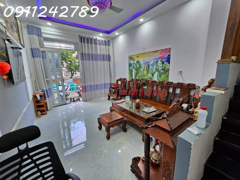 TOO CHEAP - 3-STORY HOUSE - 3BRs -3WCs - ROOFARD - RIGHT SUOI TIEN, ONCANCER HOSPITAL, MIXTURES FOR ONLY 3 BILLION | Vietnam | Sales đ 3.9 Billion