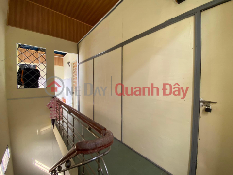 COMBO 16 BILLION, CASH FLOW 60 MILLION\/MONTH, INCLUDING BUSINESS IN NGŨ HANH SON, 3-STOREY HOUSE, 2-STOREY BOARDING HOUSE _0