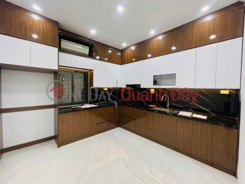 Urgent sale of house in Xuan La, Tay Ho, near the street, beautiful house, high quality furniture, 13 billion, 51m2, 6 floors _0