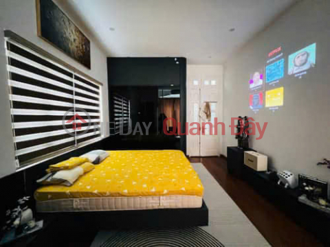 NHAN CHINH-THANH XUAN-AREA: 43m2- 5 floors-PRICE: 9.6 billion-FRONTAGE 4.2M-CORNER LOT-OVERFLOWING UTILITIES-FURNISHED INTERIOR FURNISHING _0