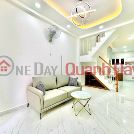 House Phan Huy Ich Connect Pham Van Bach Tan Binh, Car Alley Asphalt Road, One-Axis Pine, 35m2 x 3 Floors, 3 bedrooms, Only _0