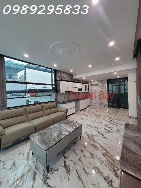 HOUSE FOR SALE - GOOD CASH FLOW - SOLIDLY BUILT RESIDENTIAL HOUSE - CENTRAL LOCATION - CAR ACCESS _0