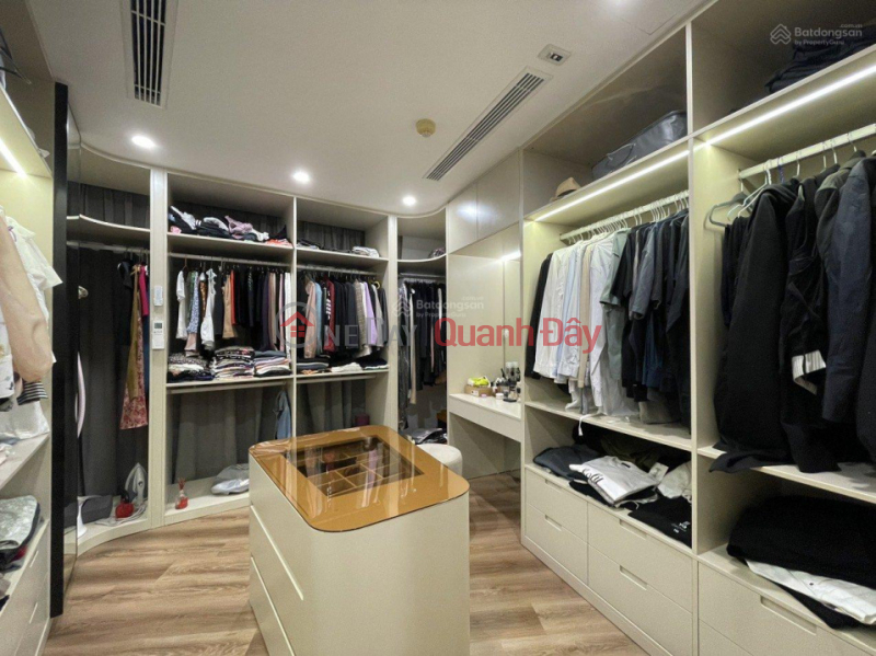 đ 80 Million/ month | Owner for rent 3-bedroom apartment with West Lake view, area 156.73 m2 at v