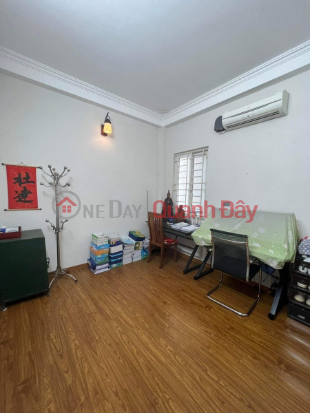 Property Search Vietnam | OneDay | Residential Sales Listings Urgently need to sell house Nguyen Chi Thanh, Dong Da 56m2 x 5 floors, business, avoid cars, nice interior, price 10.9 billion