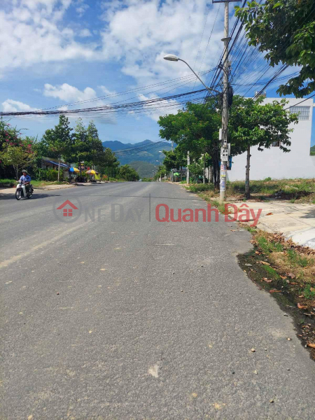 Land for sale on Phong Chau frontage, 82m2, cheap price 2.9 billion, red book, owner | Vietnam | Sales, đ 2.9 Billion