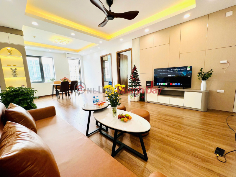 Thoáng Đẹp, Tòa B10 Nam Trung Yên 69m, 2PN 2WC, Nội thất xịn sò, 6.88 tỷ Niêm yết bán