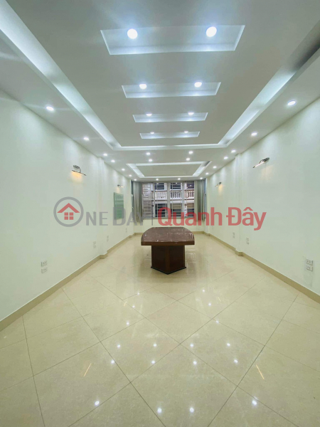 Property Search Vietnam | OneDay | Residential Sales Listings 75m Build 8 floors of Turtle Lake in the center of Thanh Xuan District. Office Leasing Business Stable Cash Flow.