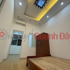 House for sale in Dong Da district, Tay Son street 58m 4T 7P lanes near cars avoid marginally 6 billion contact 0817606560 _0