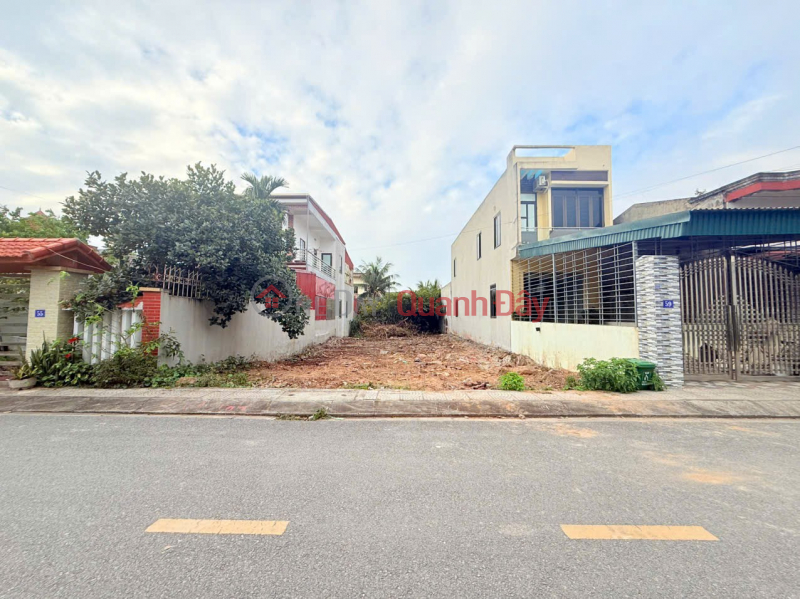 đ 4.11 Billion, Land plots along Hai Thanh 2 Market road, priced at 23.x million VND\\/m² – Pham Van Dong Line 2 – Large land fund. ZALO 0567 222 555