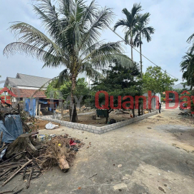 Owner selling a corner plot with full land title at Gốt Market - Phú Nghĩa, Hanoi - Car access directly to the land - Investment price _0