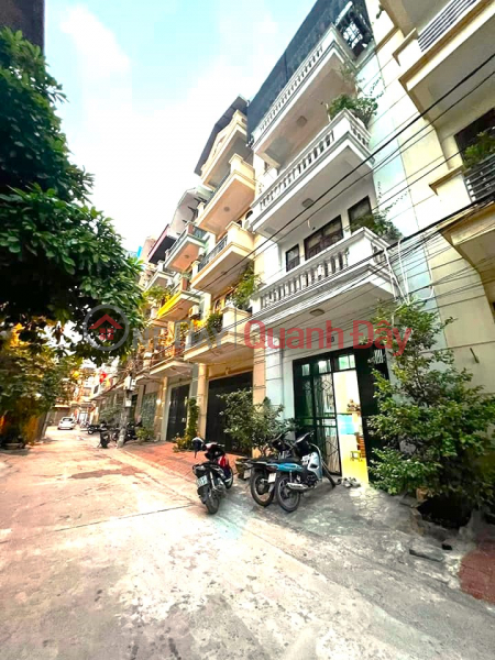 Tran Quang Dieu's house for sale. 59m2, 5 floors facing alley, car, price 12.3 billion Sales Listings