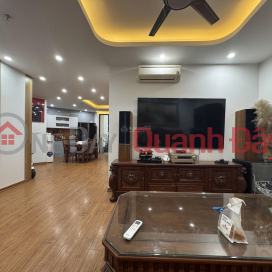 Chính chủ bán căn hộ chung cư 126m2 . _0