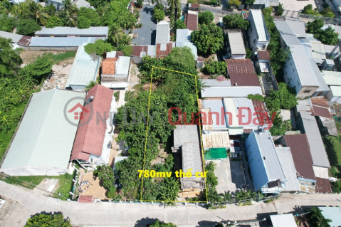 LAND FOR SALE WITH OLD LEVEL 4 HOUSE, FULL RESIDENCE IN Long Xuyen City, An Giang _0