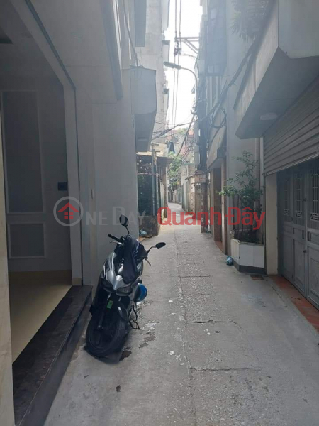 đ 3.8 Billion House for sale in Tran Cung, Tu Liem - Beautiful house - Alley front - Near the street - 30m2 - 5t - only 3.x billion.