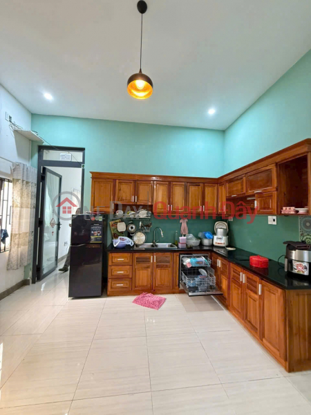  Please Select, Residential, Sales Listings đ 3.99 Billion