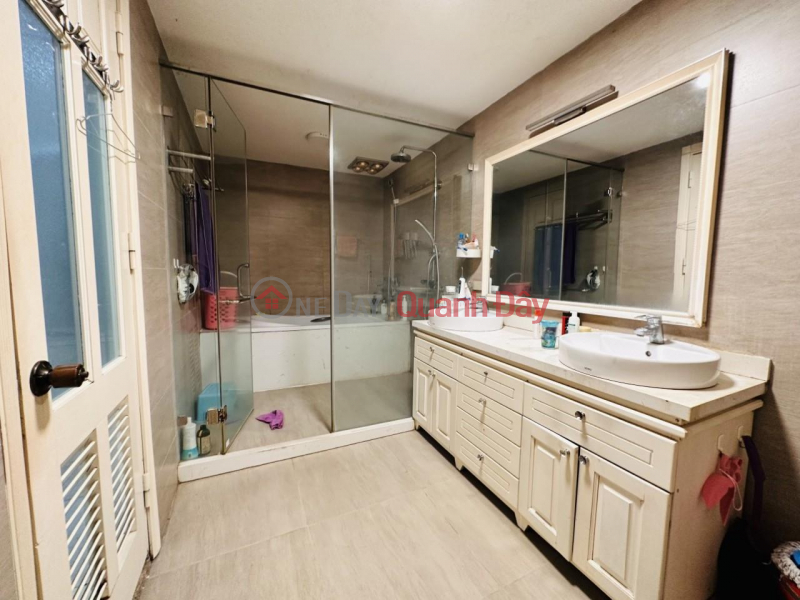 đ 7.8 Billion | OWNER FOR SALE Apartment 379 Doi Can, Hanoi