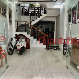 Warning: Anyone who sees this house will want to move in immediately! _0