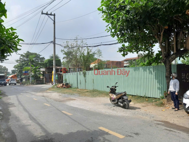 LAND FOR SALE BY OWNER - GOOD PRICE Owner selling quickly a potential plot of land in District 9, Ho Chi Minh City Sales Listings