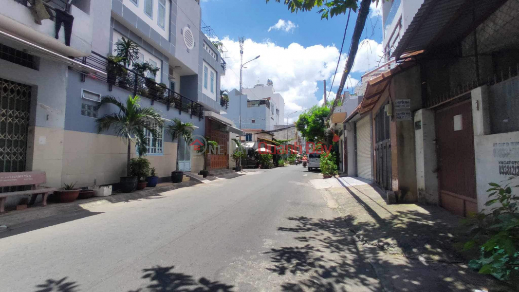 House for sale in Front of Tan Son Nhi Ward, Tan Phu District 5.3 X 17, Corner Lot 2 Fronts, Very Good Business, Cheap Price Only 7 Billion Sales Listings