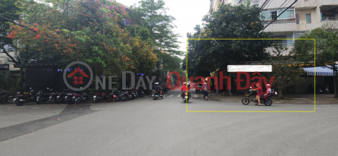 House for rent, 2 street frontages, next to Tan Huong Market, 63m² - near cafes and apartments. _0