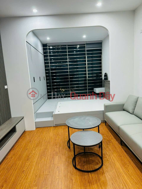 URGENTLY SELLING A HOUSE ON KHUAT DUY TIEN STREET, THANH XUAN, SIDEWALK FOR BUSINESS, 6 FLOORS, OPEN FLOOR, 19.X BILLION _0