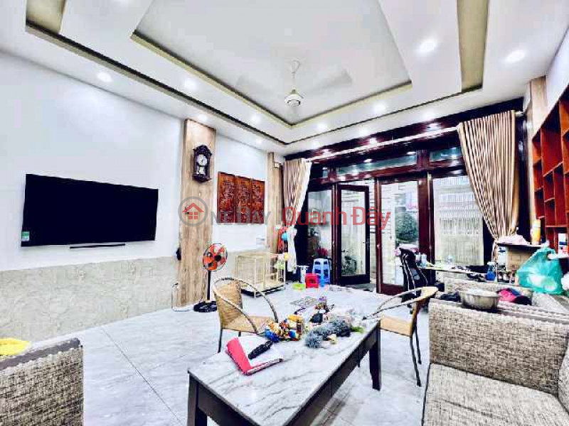 đ 10 Billion, Nhà 3 Tầng - DT: 5x18=90m² - Hẻm 6m Thông, Bình Tân Giáp Tân Phú