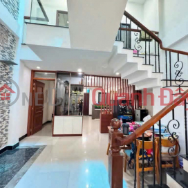 ► MT Đoàn Căn Cừ khu Phước Lý, 100m2, 2 tầng đúc + tum, chắc đẹp, ở ngay _0