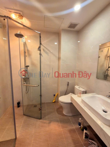 đ 18.7 Billion | HOUSE FOR SALE ON NGUYEN TRAI STREET, CAR ALLEY, RIGHT IN THE CENTER, NGÃ TU SO MARKET
