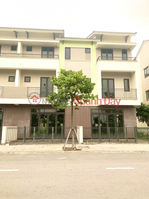 Shophouse with river view 90m2 for sale with the lowest price in the area _0