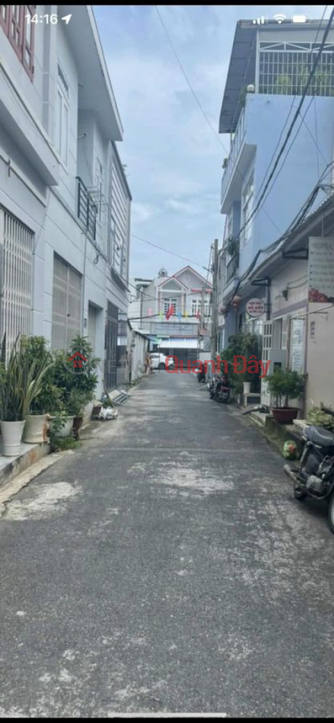 FOR SALE LEVEL HOUSE OF 4 CAR BOXES IMMEDIATELY TRAN BINH TRONG STREET TPVT _0