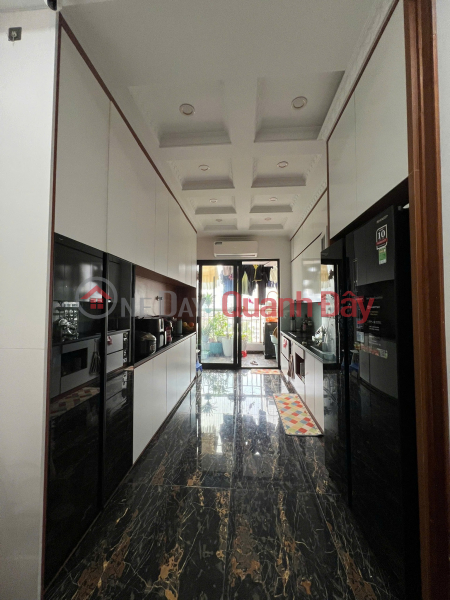  Please Select Residential, Sales Listings đ 7.5 Billion