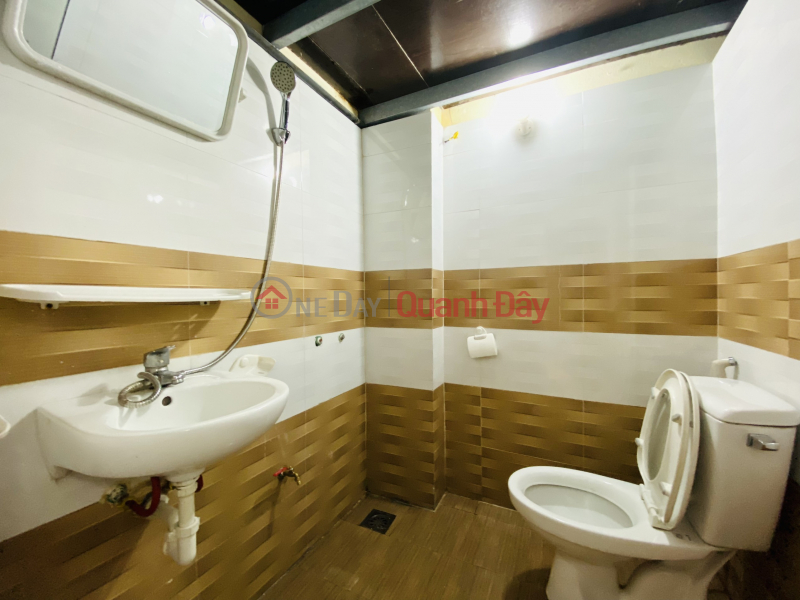 đ 3.4 Million/ month | (Very Rare) Beautiful loft room 25m2, Full NT right at 204 Kim Giang
