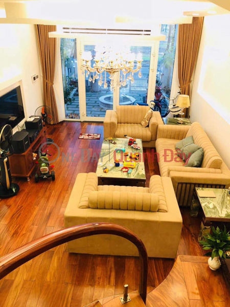 Property Search Vietnam | OneDay | Residential, Sales Listings | 3-storey house on the corner of 2nd street Trung Nu Vuong, Hai Chau near Nguyen Huu Tho. Area 7.5m x 14m