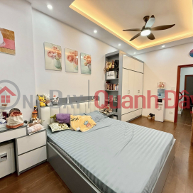 House for sale on Le Dai Hanh street, 25m2, 5 floors, 3 bedrooms, 3.3m frontage, price slightly over 8 billion VND, wide and airy alley. _0