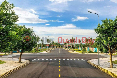 BEAUTIFUL LAND FOR QUICK SALE Beautiful Land OPPOSITE THE SCHOOL Luong Hoa Commune, Ben Luc, Long AN _0